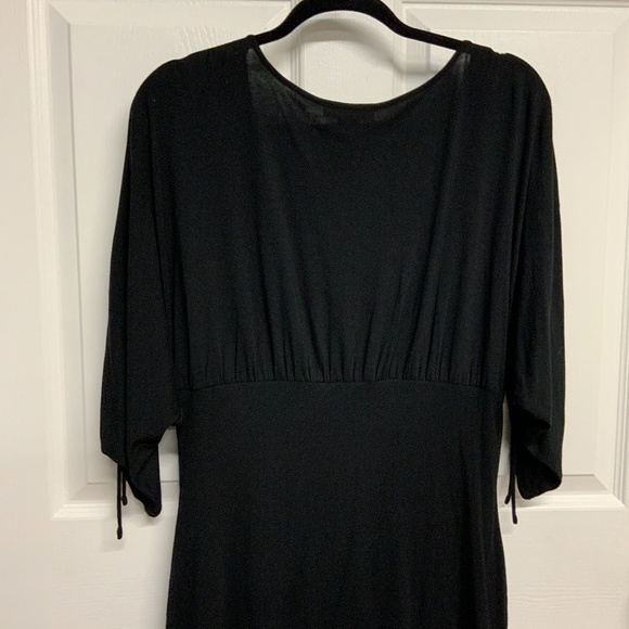 Kenar Black Top with Drawstring Sleeves - Picture 2 of 10